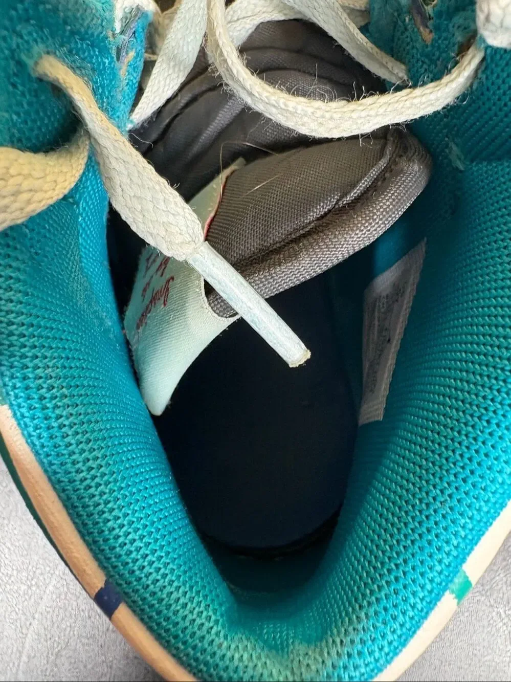 Nike Air Jordan 1 Mid GS Inspired By The Greatest Size 5Y